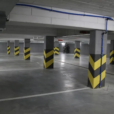 Ars Platinium Z Garazem Podziemnym - * Rewal