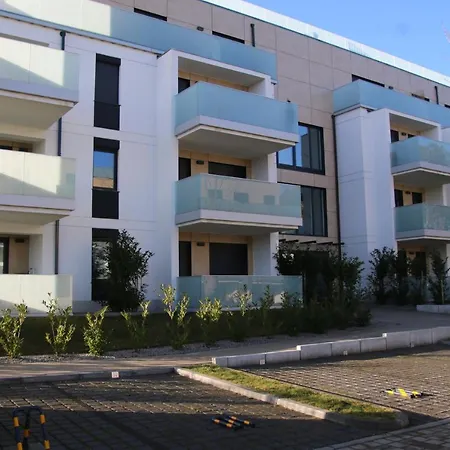 Ars Platinium Z Garazem Podziemnym - *